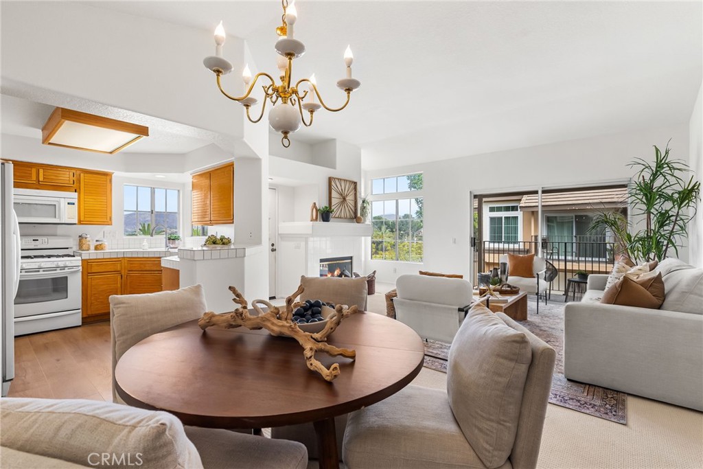 8123 E Oak Ridge Circle