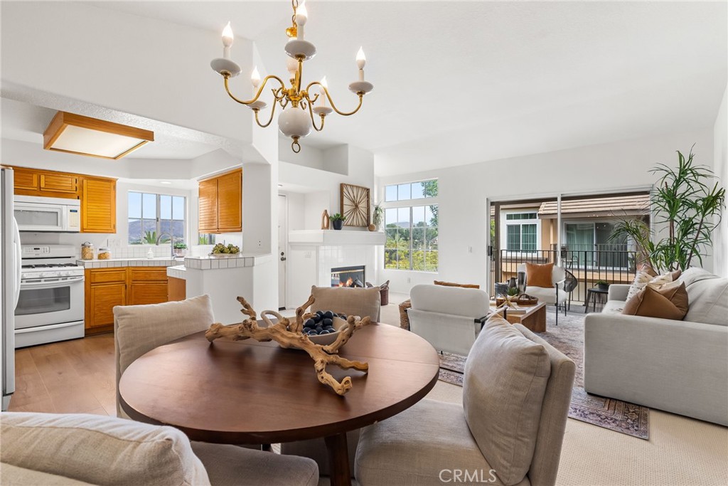 8123 E Oak Ridge Circle