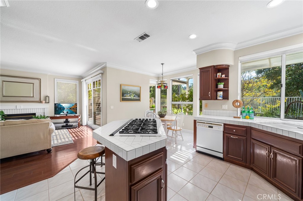 859 S Parkglen Place