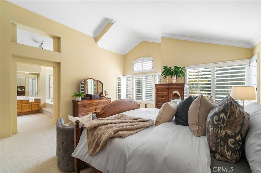 859 S Parkglen Place