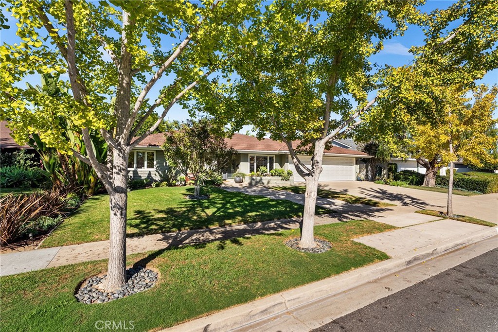 17601 Sherbrook Drive