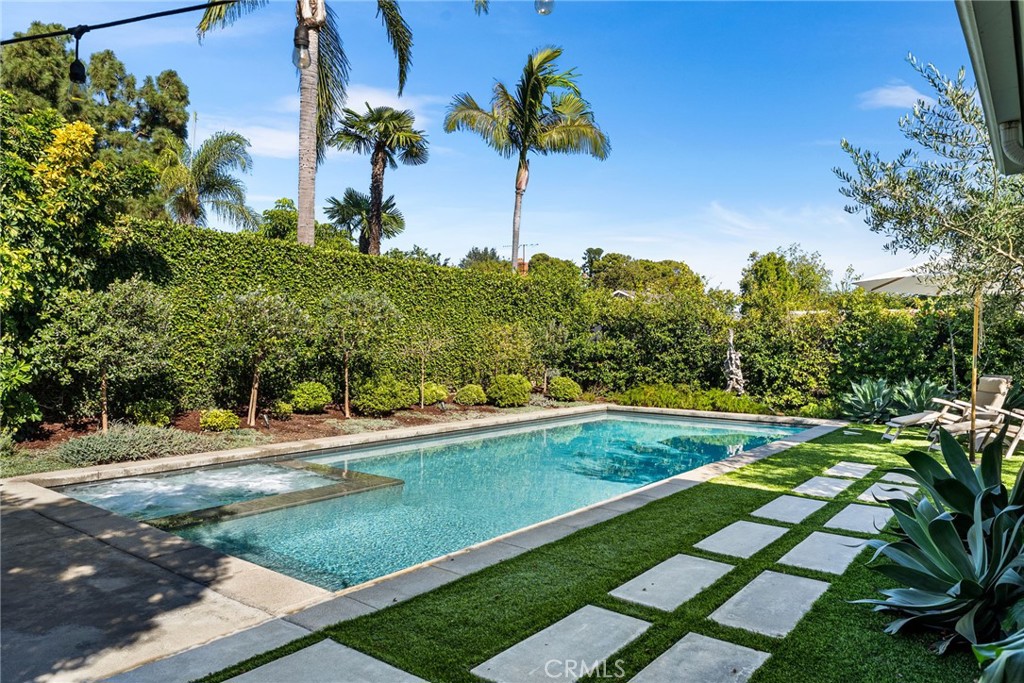 17601 Sherbrook Drive