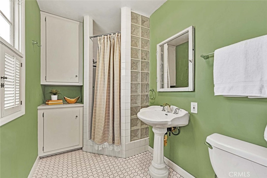 1722 Sierra Alta Drive