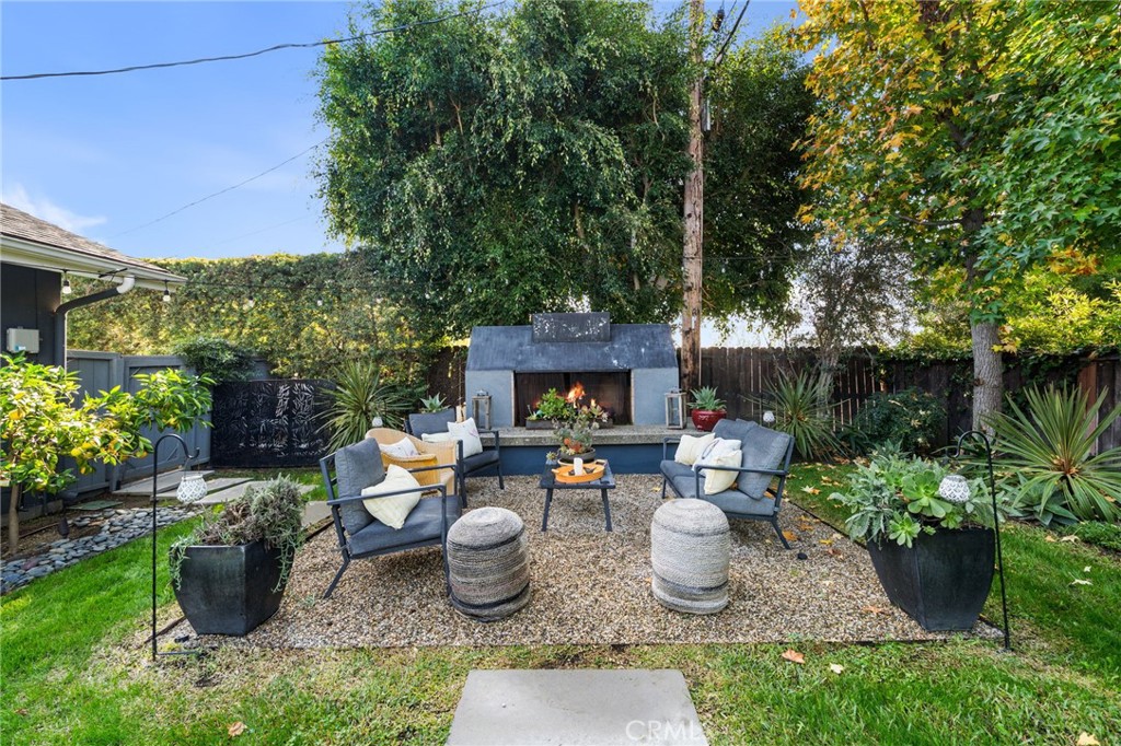 13231 Sandhurst Place