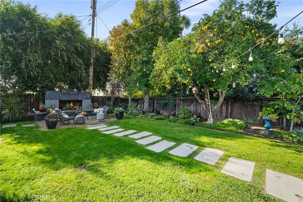 13231 Sandhurst Place