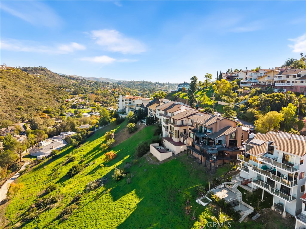 12348 Circula Panorama