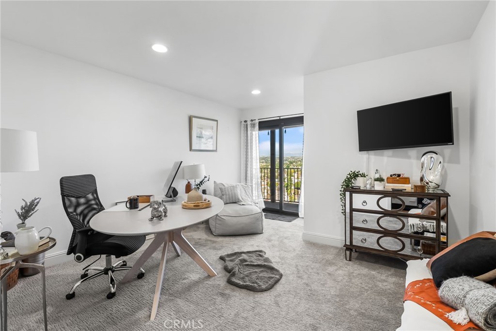 12348 Circula Panorama