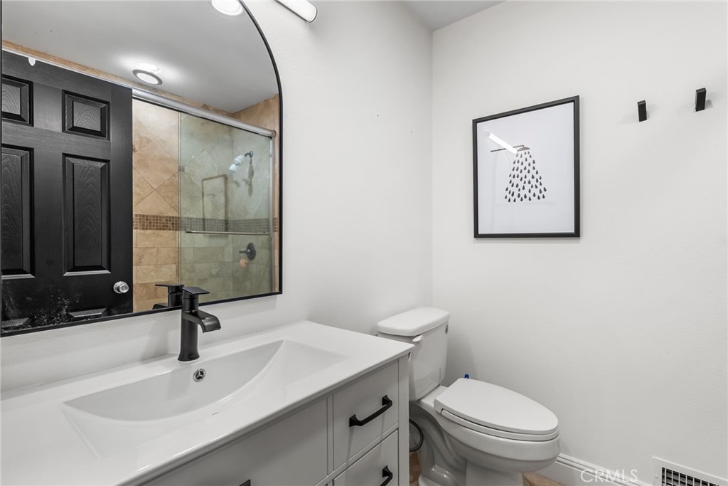 12348 Circula Panorama