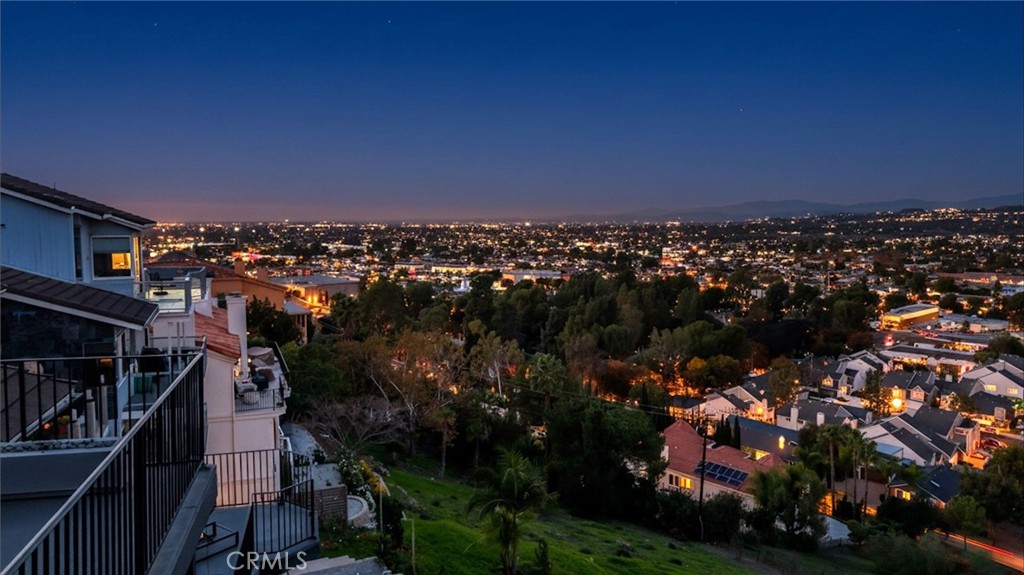 12348 Circula Panorama