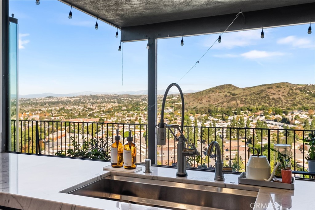 12348 Circula Panorama