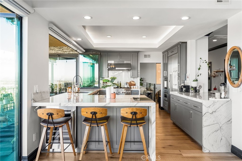 12348 Circula Panorama