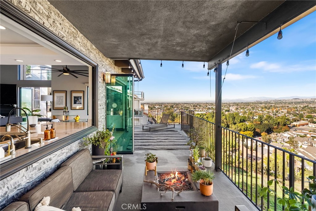 12348 Circula Panorama