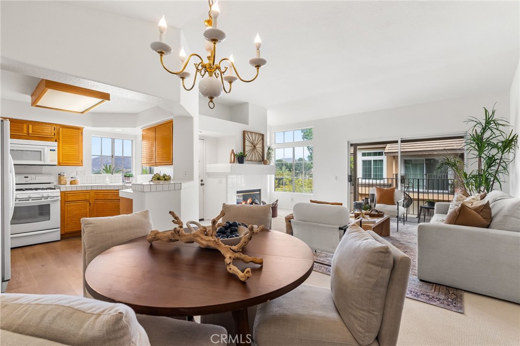 8123 E Oak Ridge Circle