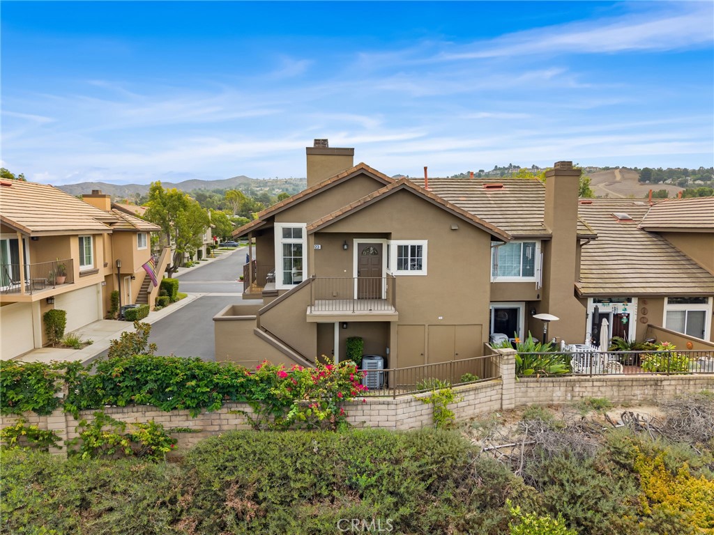 8123 E Oak Ridge Circle