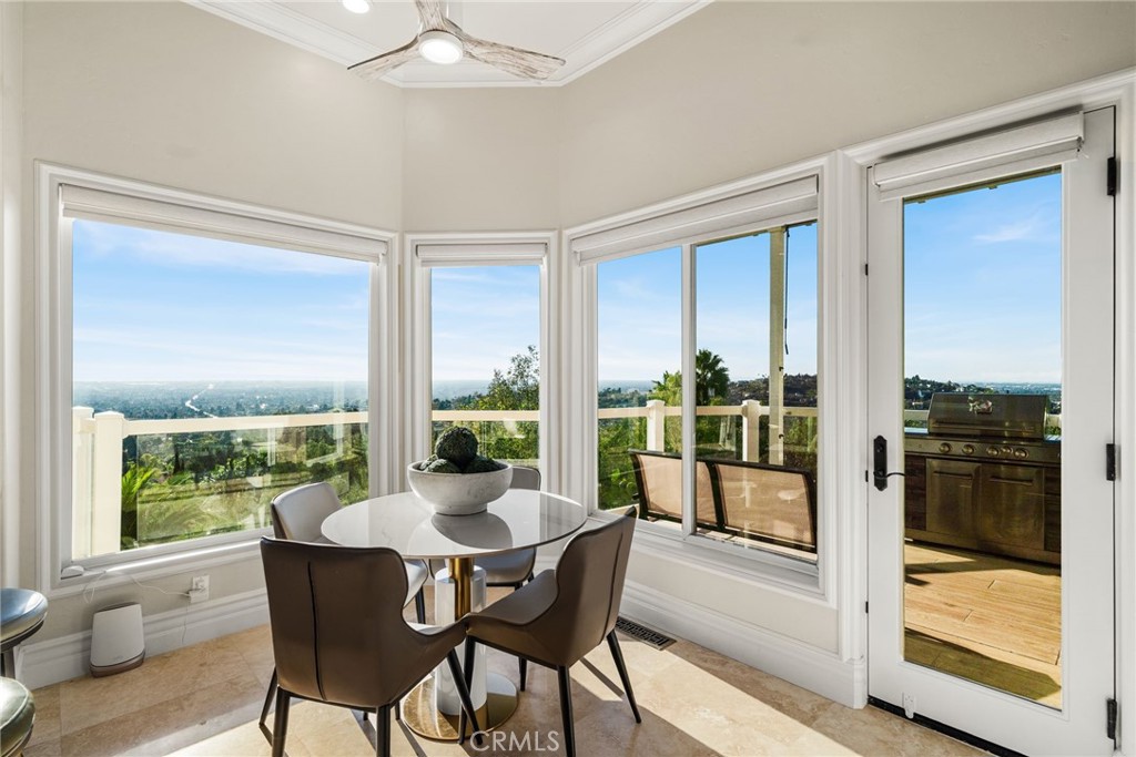 10322 Saint Charles Way