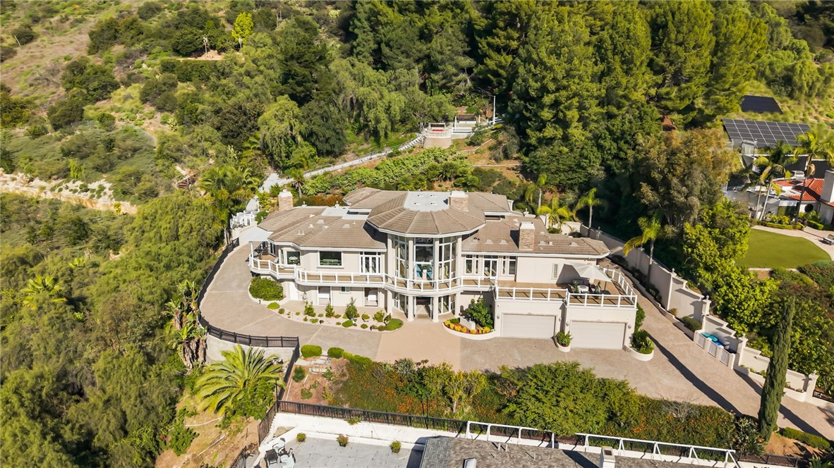 10322 Saint Charles Way