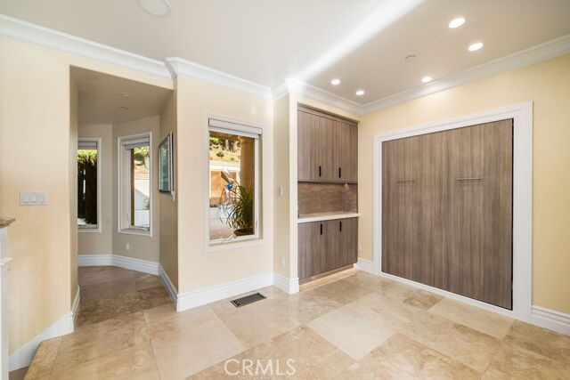 10322 Saint Charles Way