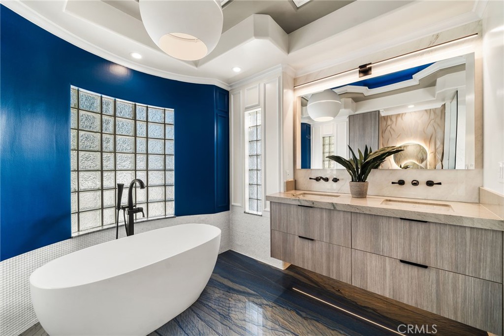 10322 Saint Charles Way