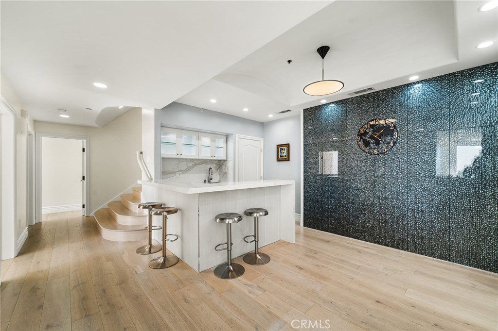 10322 Saint Charles Way