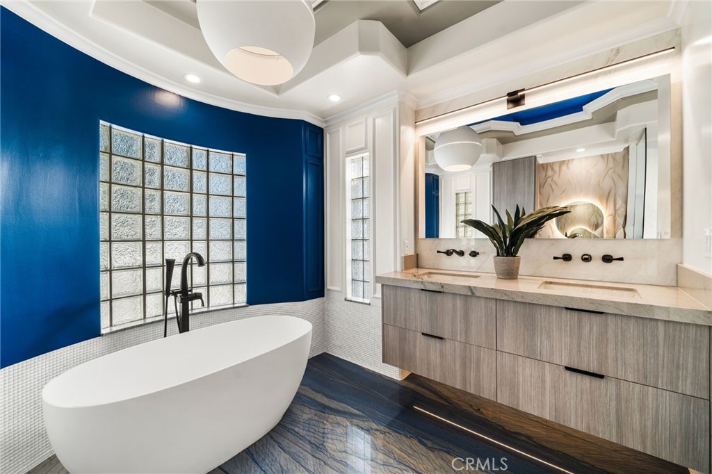 10322 Saint Charles Way