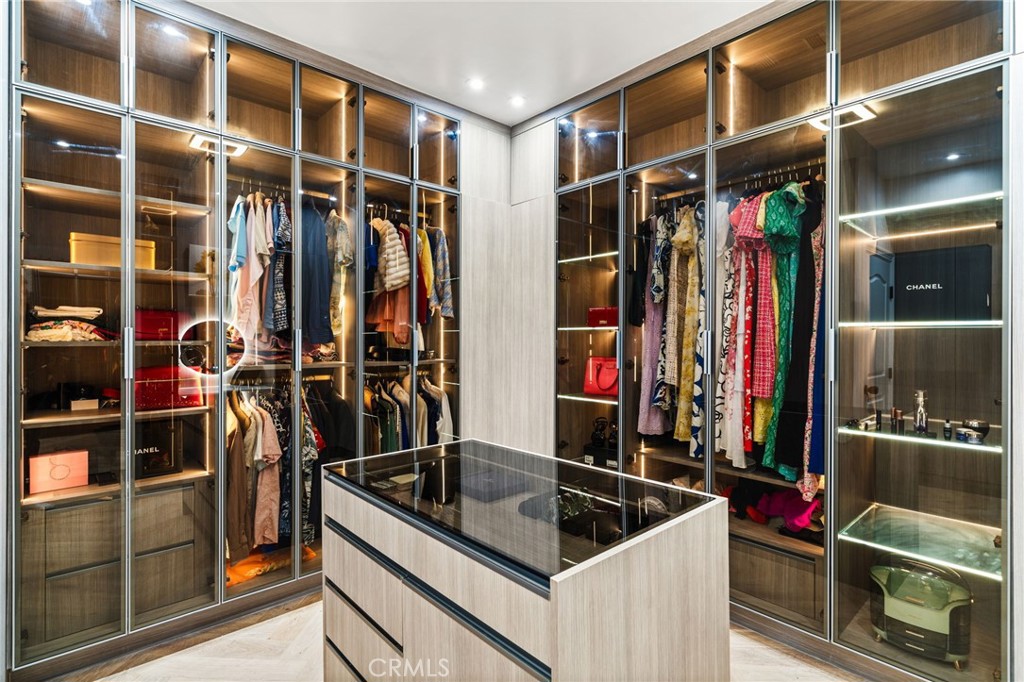 10322 Saint Charles Way