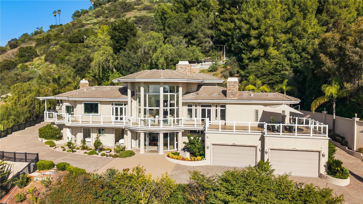 10322 Saint Charles Way