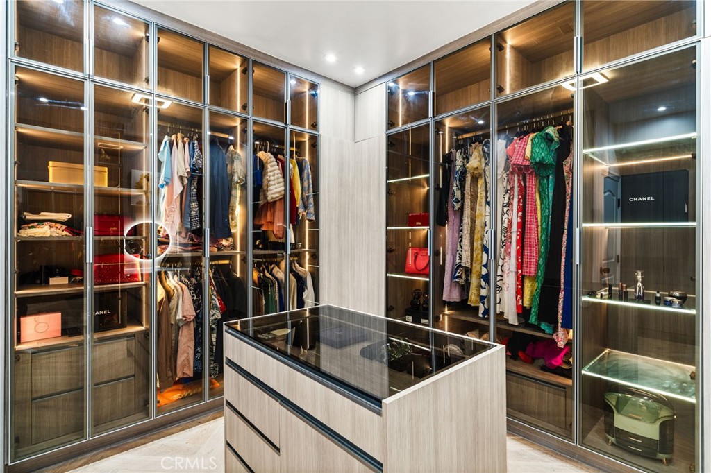 10322 Saint Charles Way