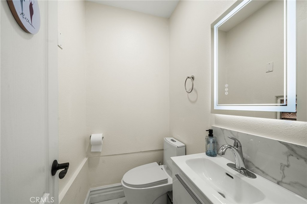 10322 Saint Charles Way