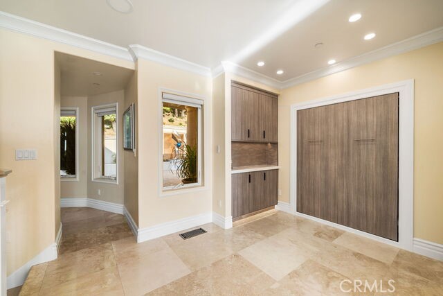 10322 Saint Charles Way