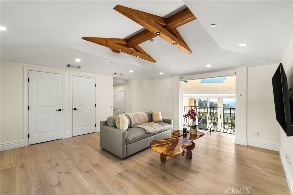 10322 Saint Charles Way