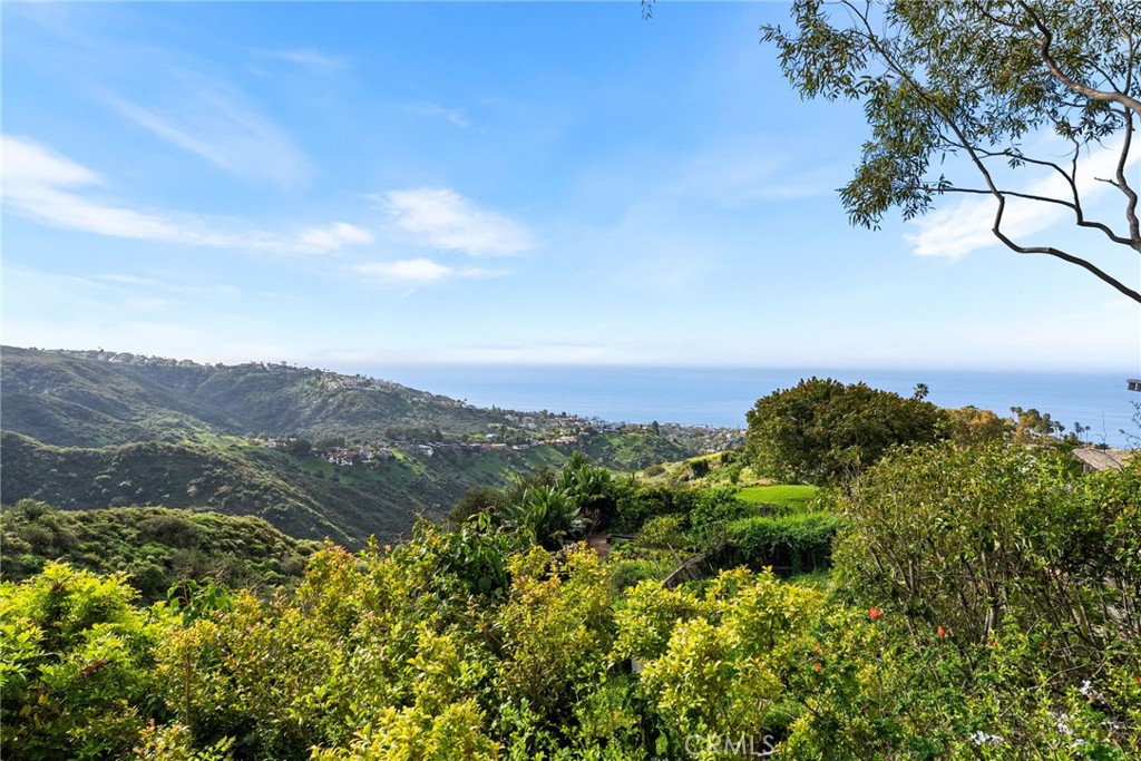 2575 Temple Hills Drive