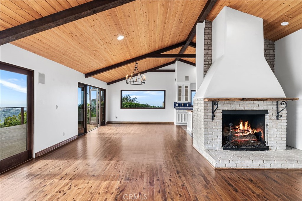 2575 Temple Hills Drive