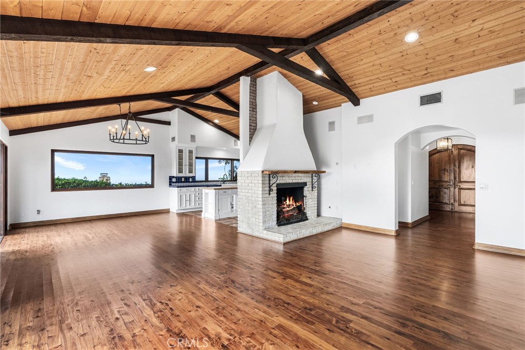 2575 Temple Hills Drive