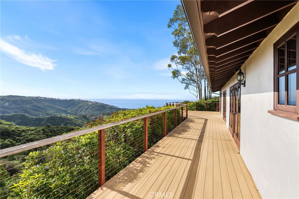 2575 Temple Hills Drive