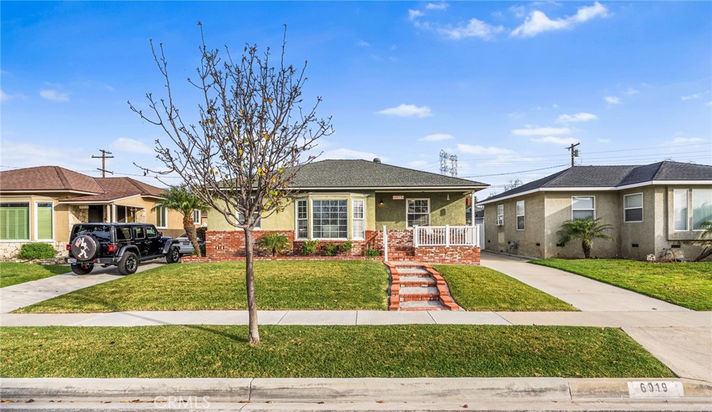 6019 Hardwick Street