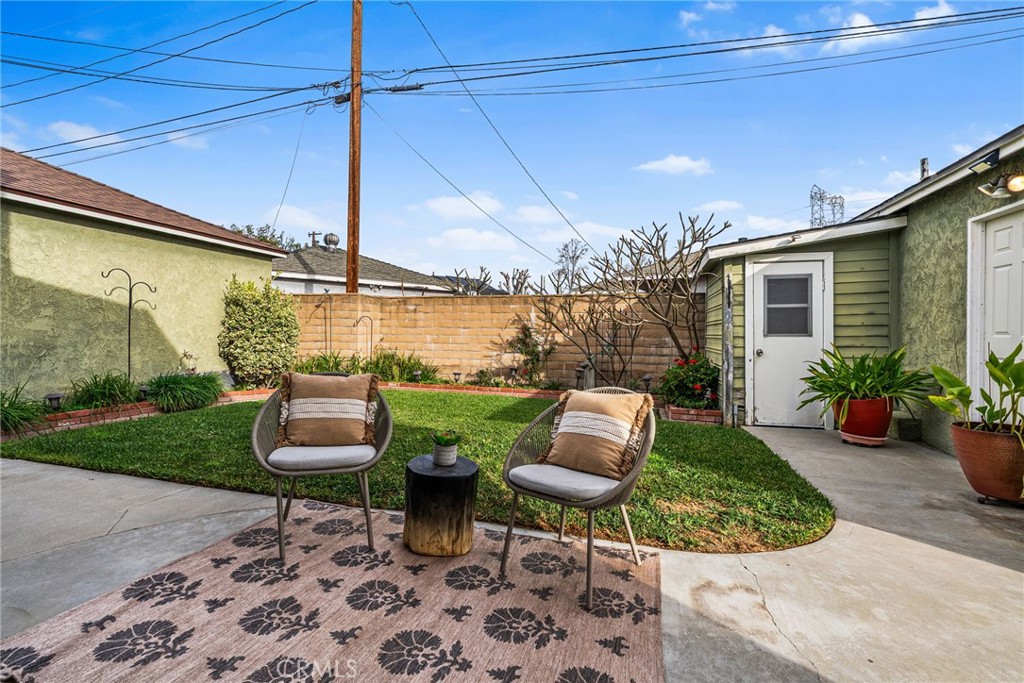 6019 Hardwick Street