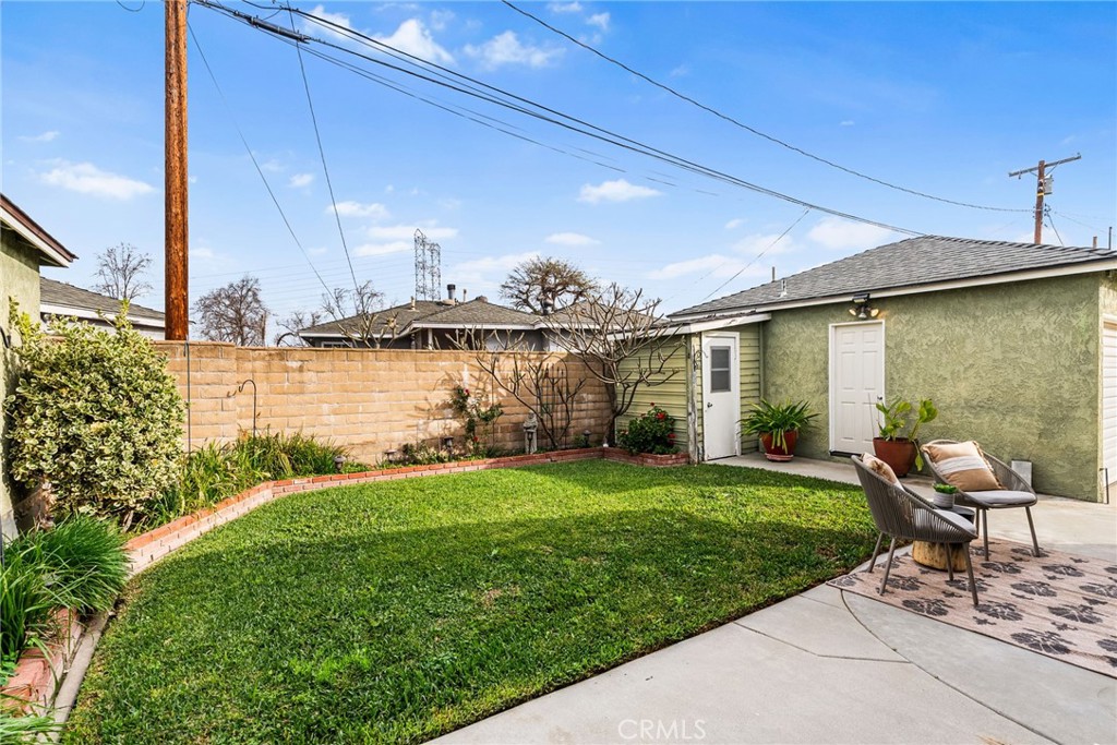 6019 Hardwick Street