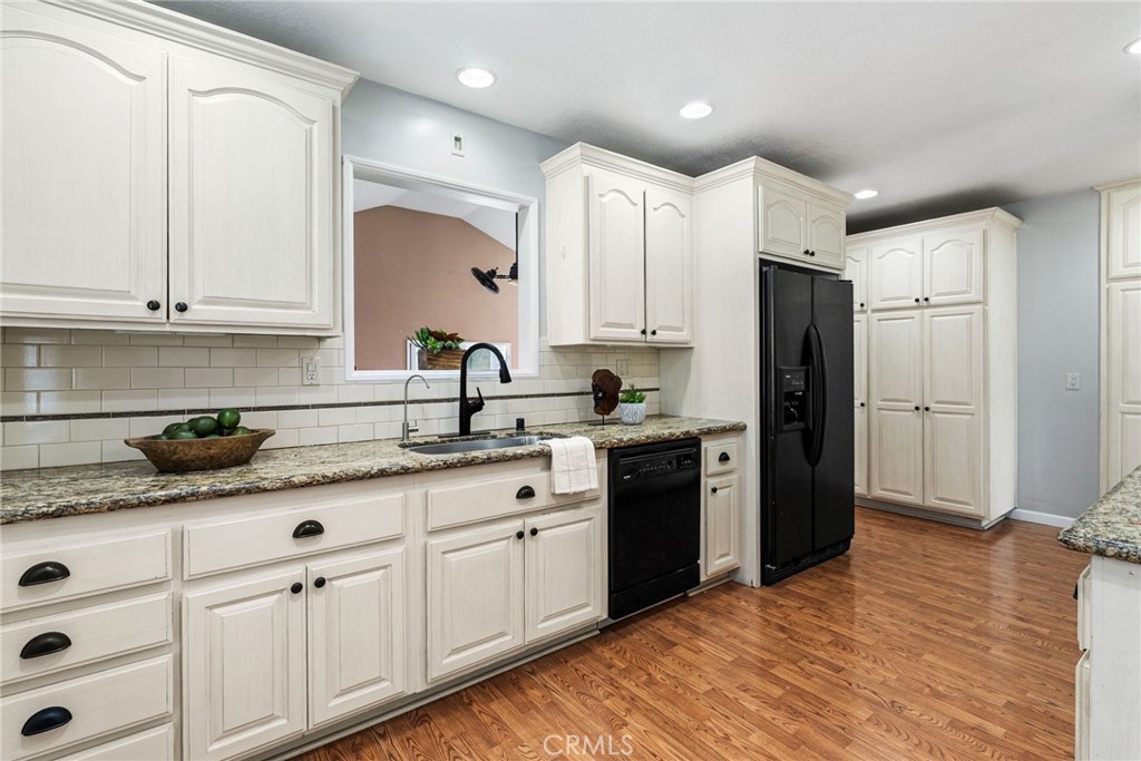 6019 Hardwick Street