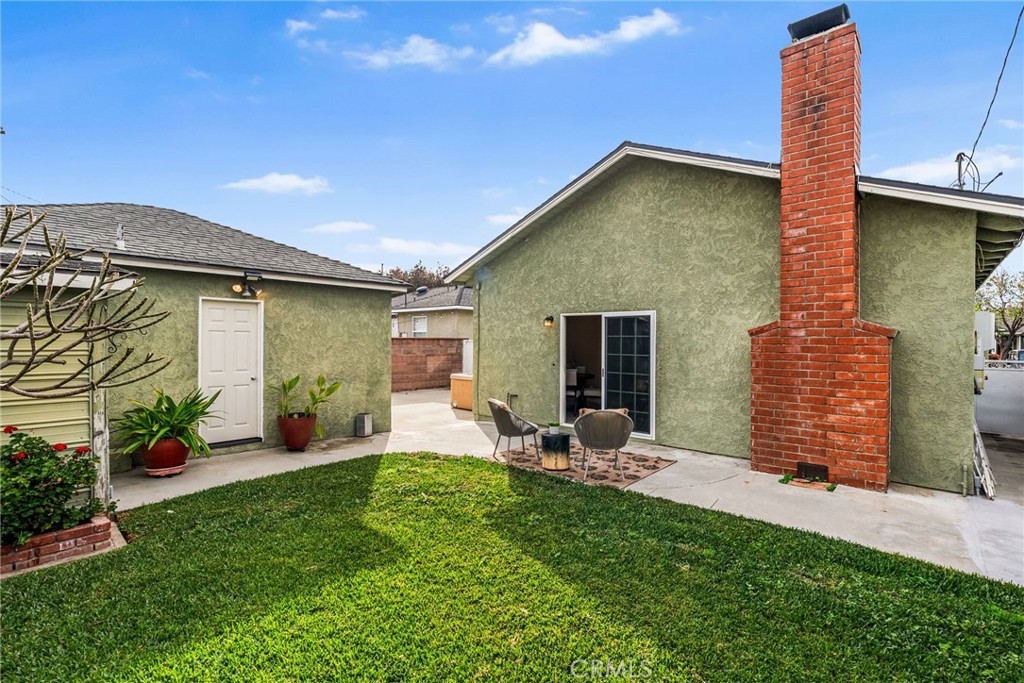 6019 Hardwick Street