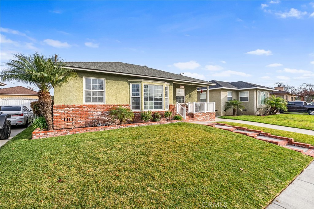 6019 Hardwick Street