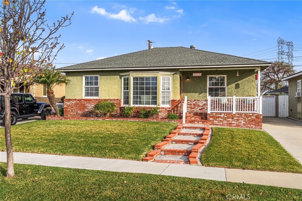 6019 Hardwick Street