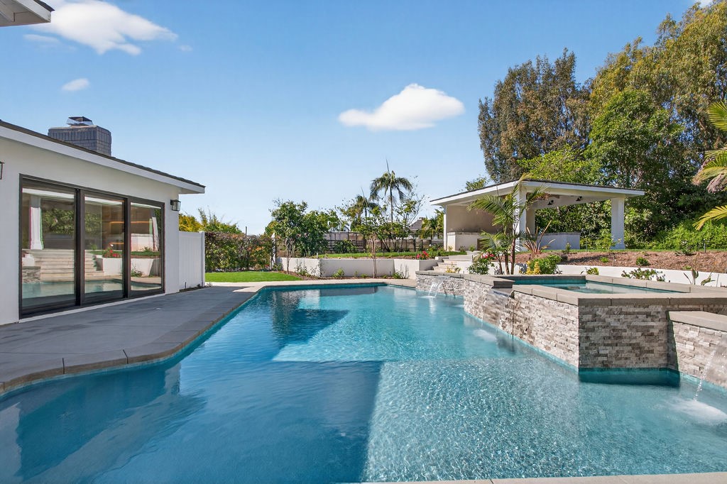 1301 Smokewood Drive