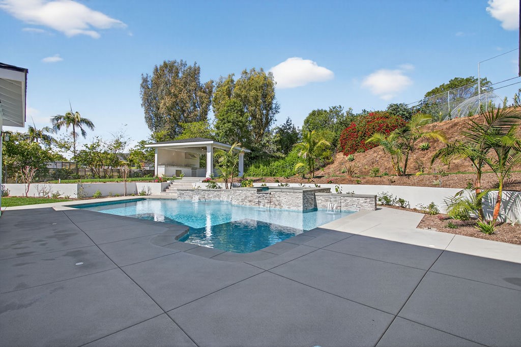1301 Smokewood Drive