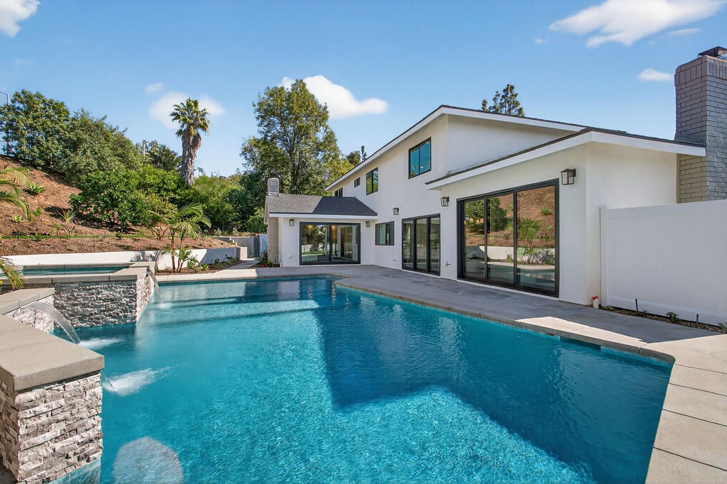 1301 Smokewood Drive