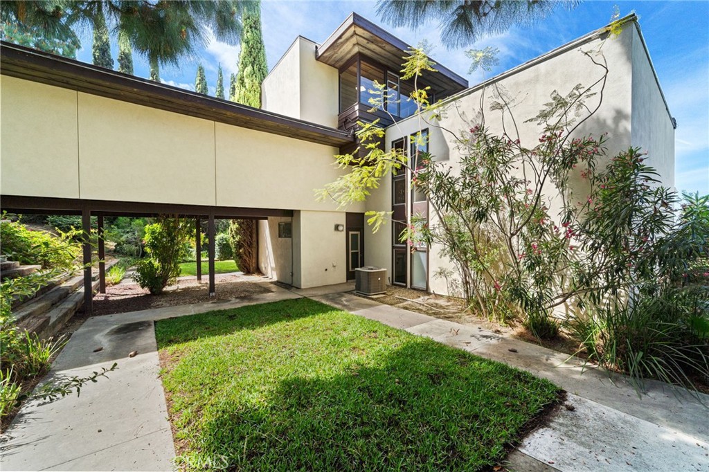 10951 Hunting Horn Drive