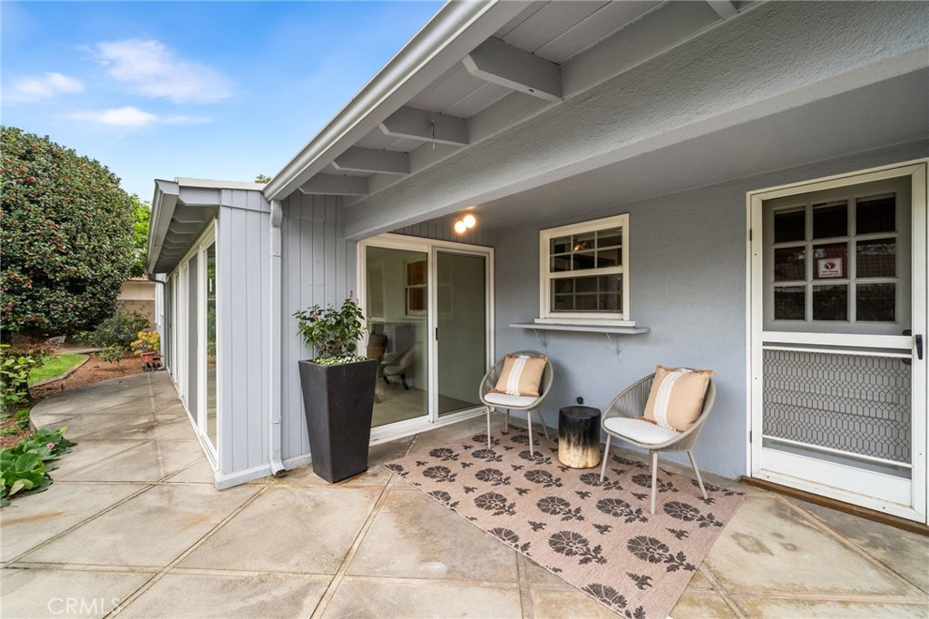 1107 W Sharon Road