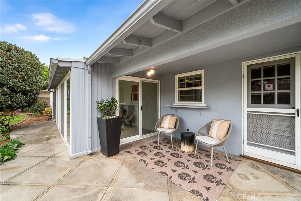 1107 W Sharon Road