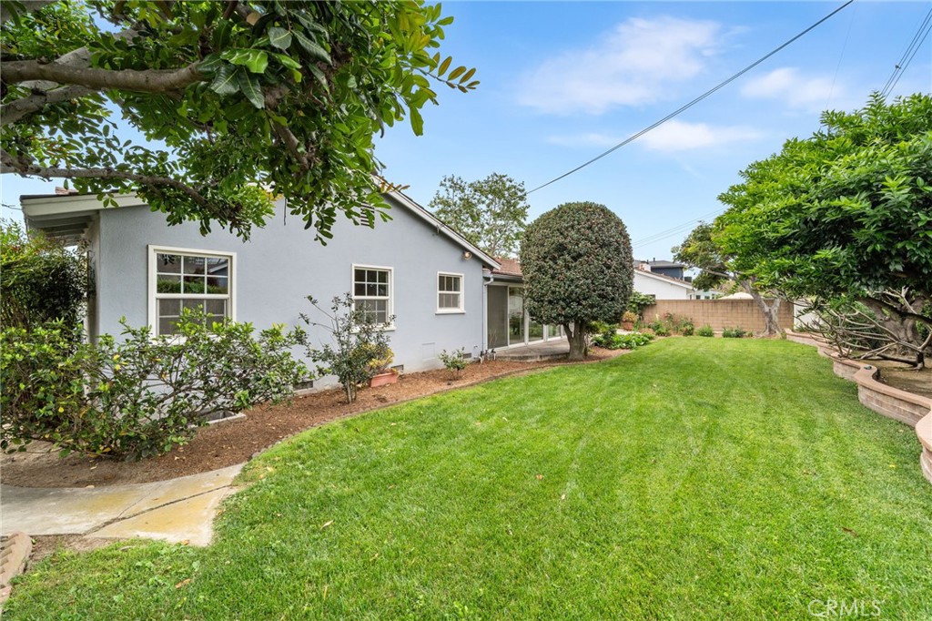 1107 W Sharon Road