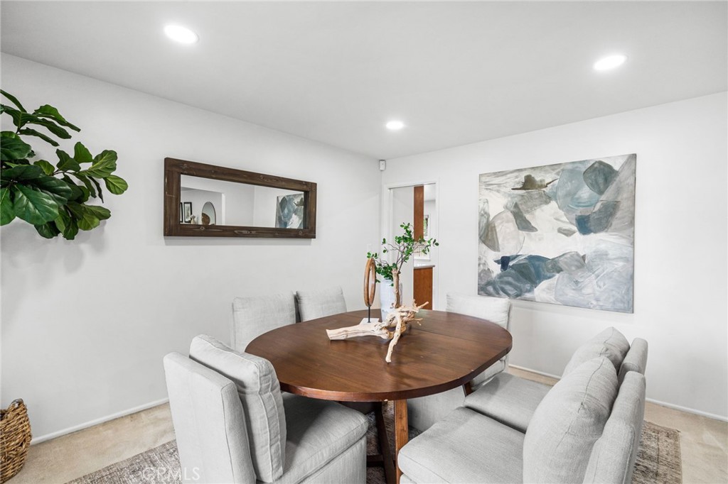 1107 W Sharon Road