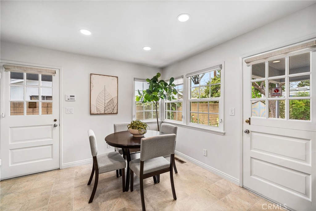 1107 W Sharon Road